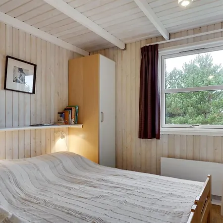 Tino - 900m From The Sea By Interhome *